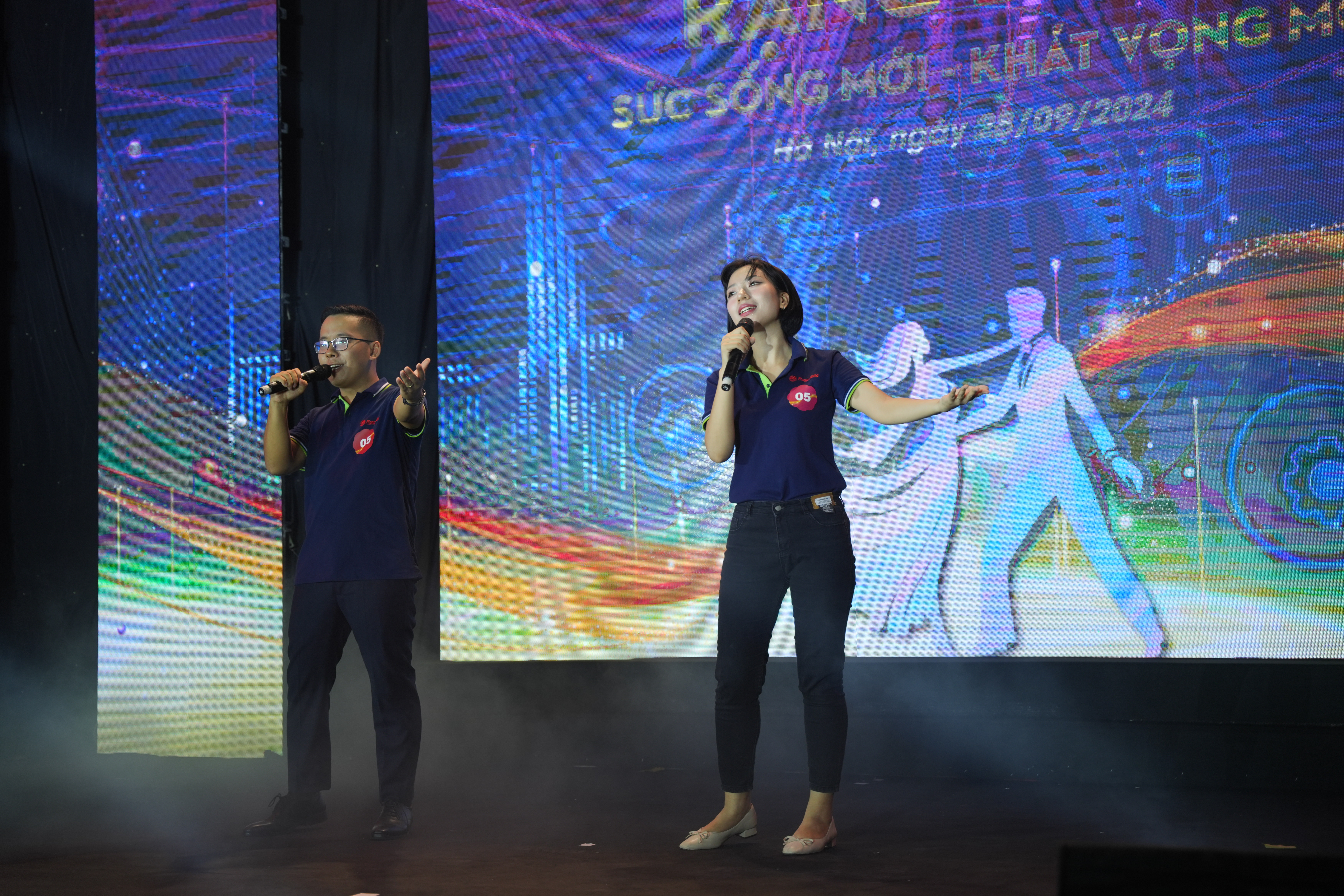 Bài hát Smartcity - một tác phẩm "cây nhà lá vườn" 